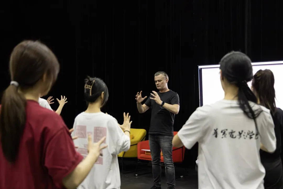 640.jpg 图片