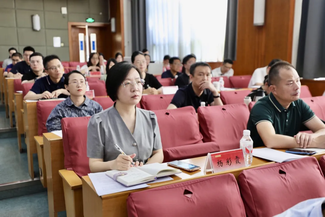640.jpg 图片
